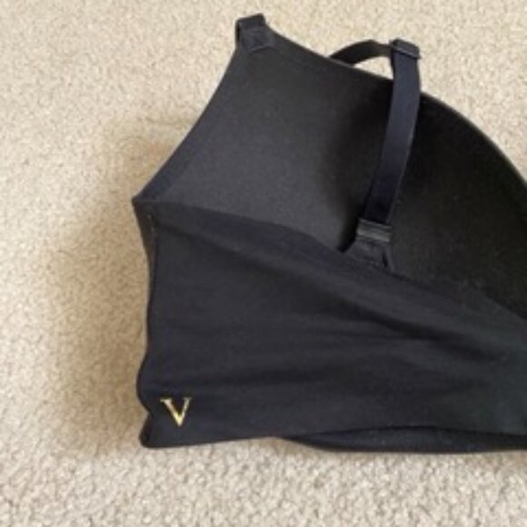 Victoria Secret Bra - Picture 4 of 4